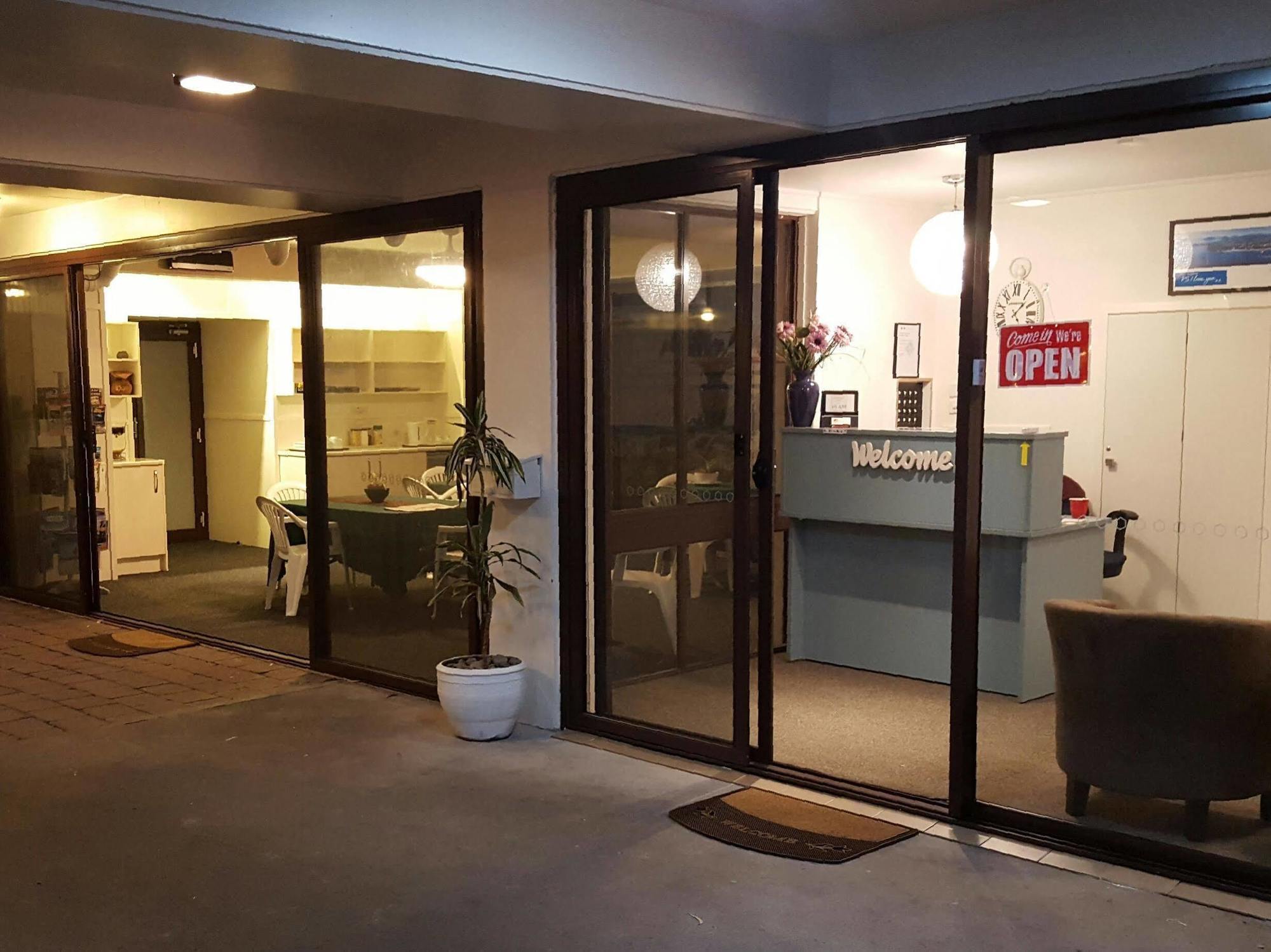 Port Stephens Motel Нельсон-Бей Экстерьер фото